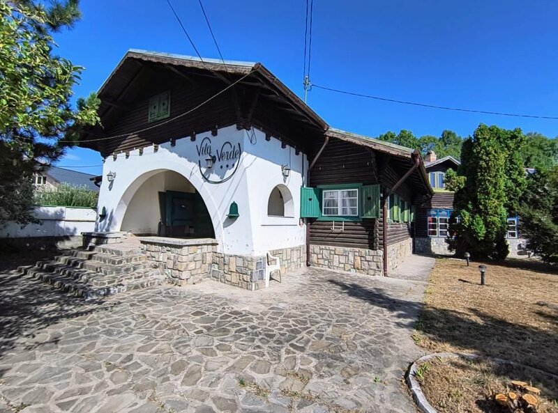 Breaza, pensiune 16 camere cu restaurant, oportunitate,